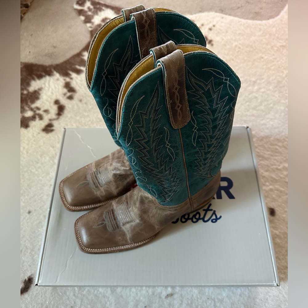 Women’s Cowboy Boot